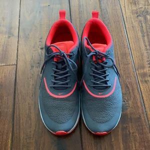 Nike Air Max Thea, Size 8.5